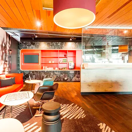 イビス ウィーン エアポート 3* シュベッヒャート