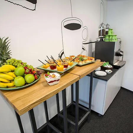 מלון Ibis Vienna Airport 3*