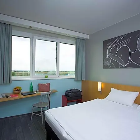 Ibis Vienna Airport 3* Schwechat