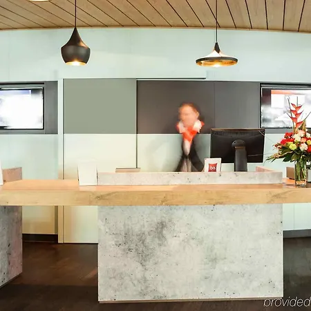 Hotel Ibis Vienna Airport 3*