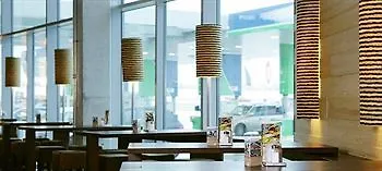 Ibis Vienna Airport 3* שווכאט