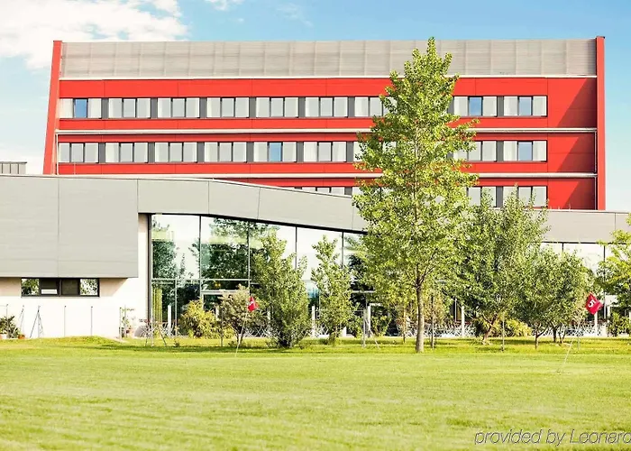 Ibis Vienna Airport Hotel 3*